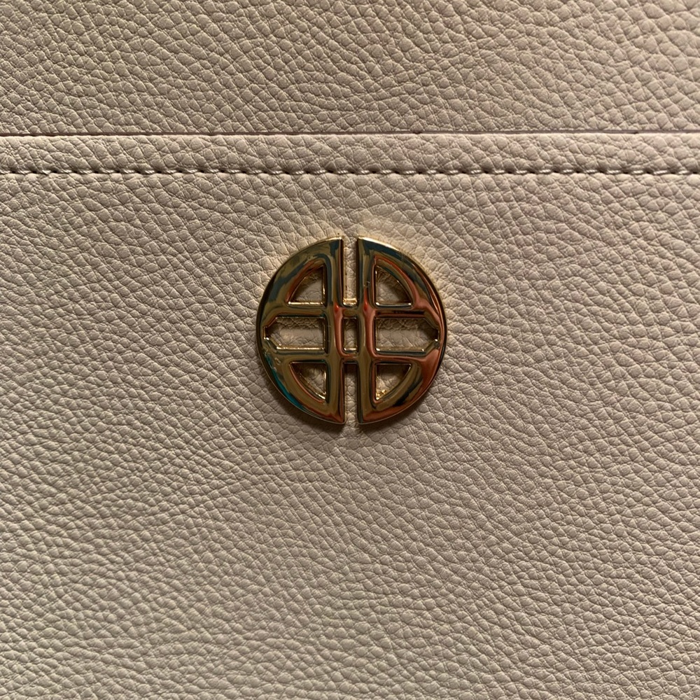 NWOT!! LAST CHANCE!! 👜 🎉ANTONIO MELANI LARGE TOTE— great for the office! - Picture 10 of 14